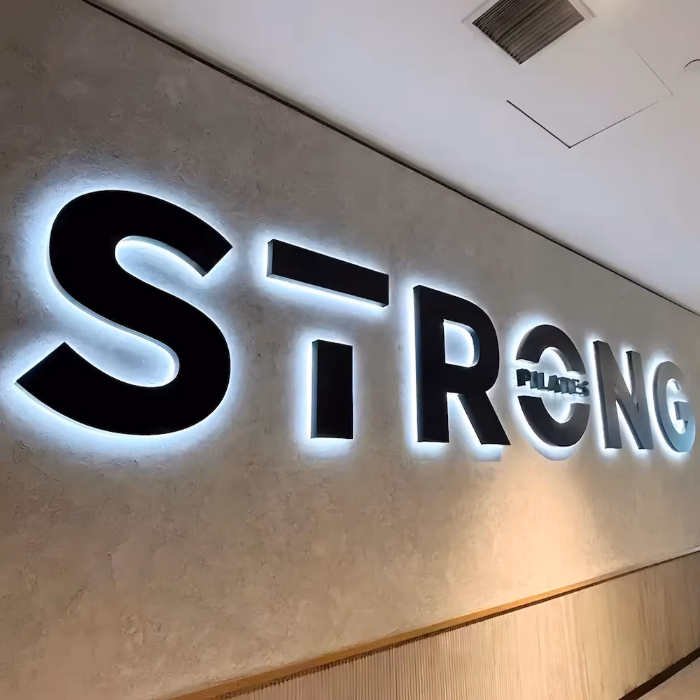 Custom Outdoor Business Signboard Light Box LED Shop Signage Personalization Street Sign Acrylic Metal Signs Wall